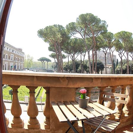 We Love Roma Guesthouse ภายนอก รูปภาพ