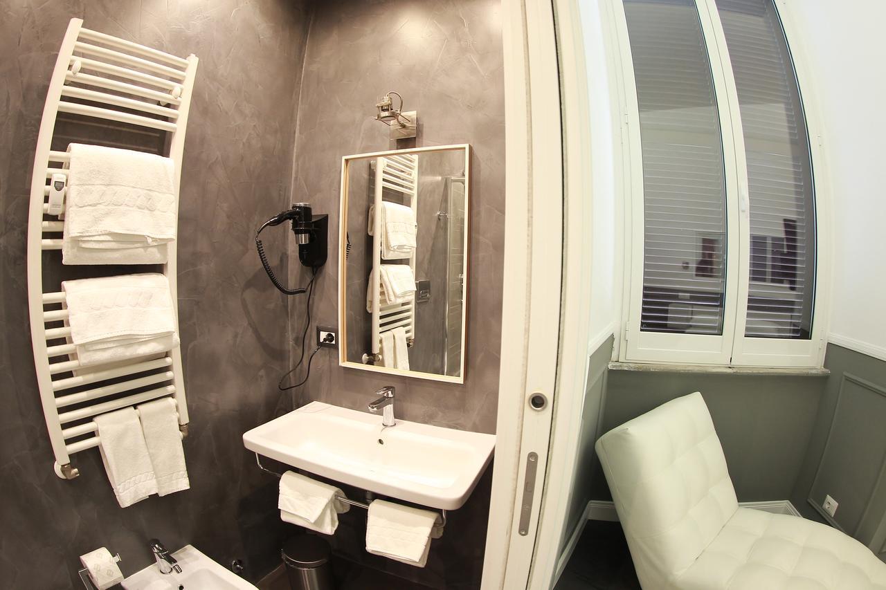 We Love Roma Guesthouse ภายนอก รูปภาพ